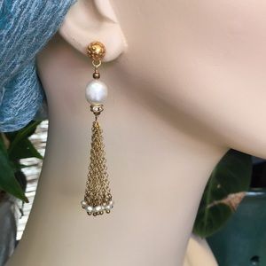 GLIMMERDREAM 20-Strand Pearl & 22K Vermeil Posts